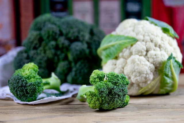 Photo by Magda Ehlers: https://www.pexels.com/photo/broccoli-and-cauliflower-on-the-table-4162147/